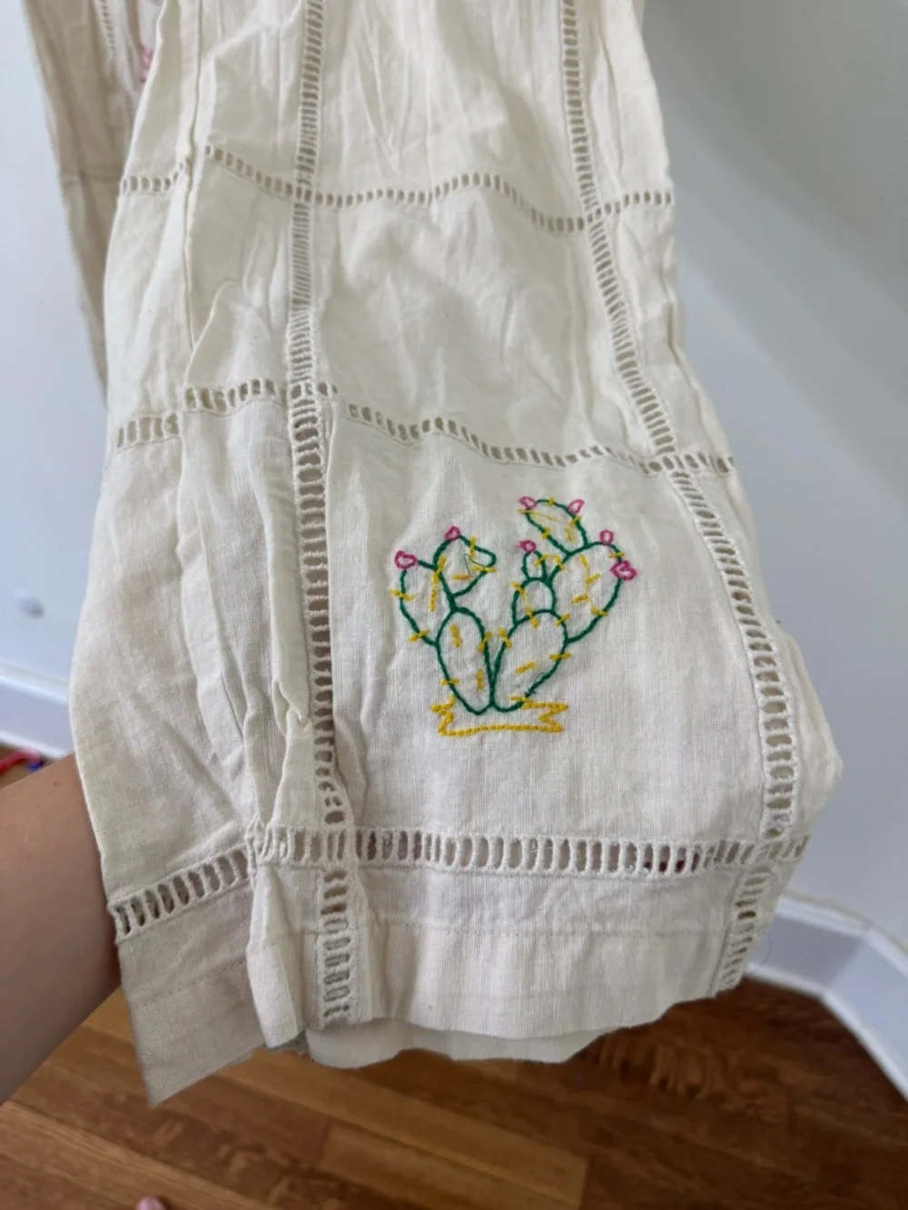 {L} Zara Summer Wardrobe ‘24 Cream Embroidered Floral Lounge Pants